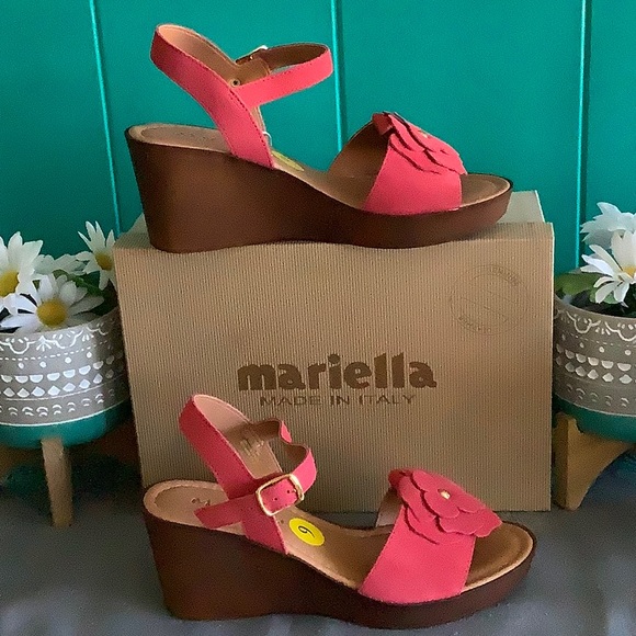 Box 25. BNIB MARIELLA CORAL SANDAL Flower Designed Size 9 - Picture 4 of 8